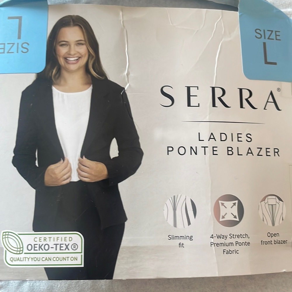 Serra Black Blazer